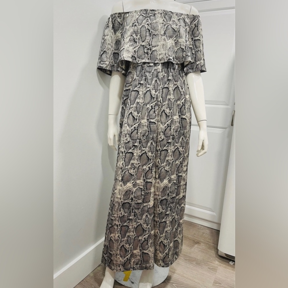 Women jumpsuit , preloved